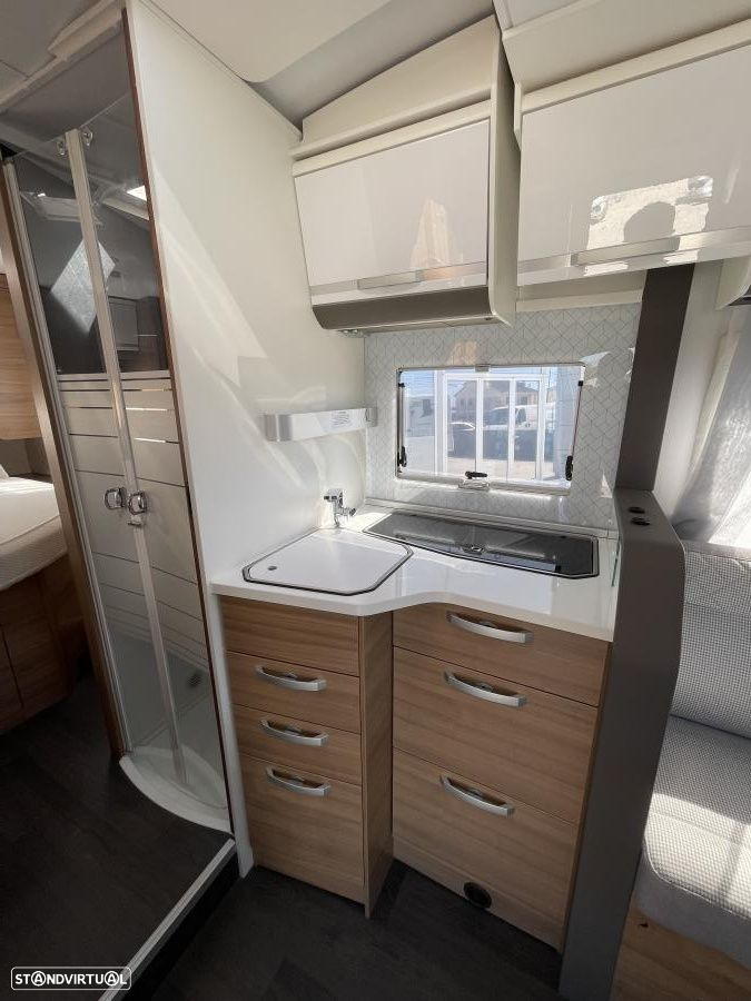 Adria Matrix 640 DC GT Edition c.central e basculante - 24