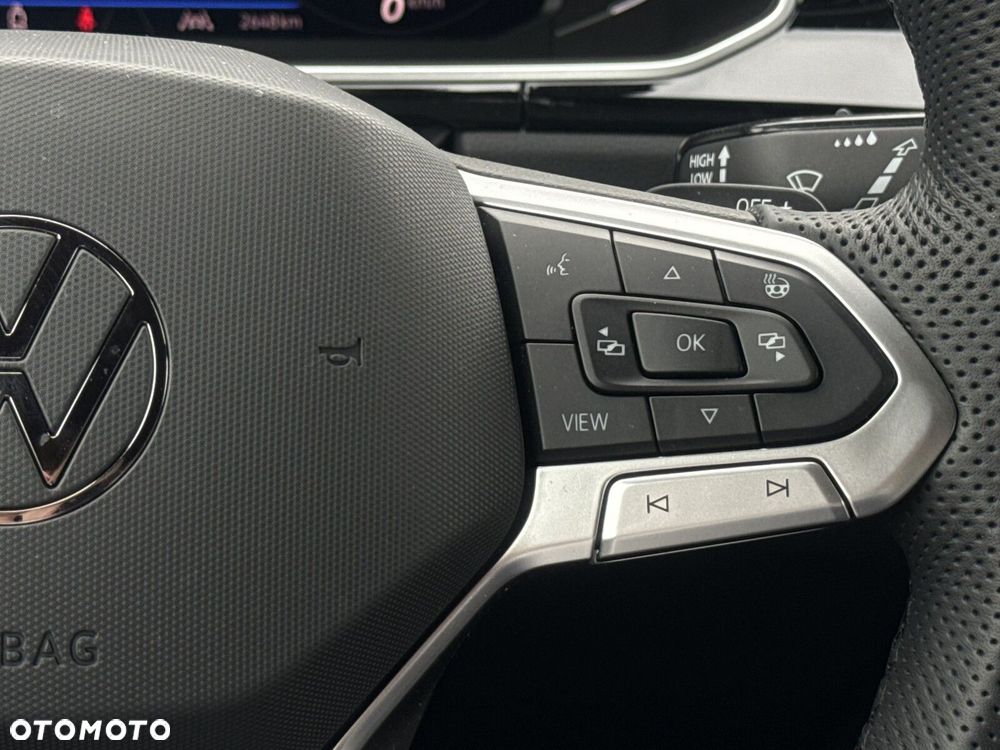 Volkswagen T-Roc 1.5 TSI R-Line DSG - 17