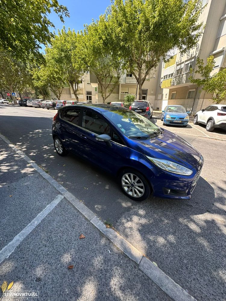 Ford Fiesta - 4