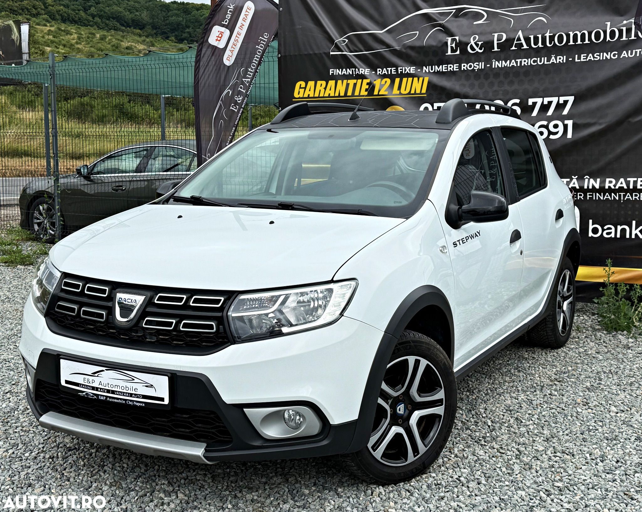 Dacia Sandero Stepway Blue dCi 95 Celebration - 1
