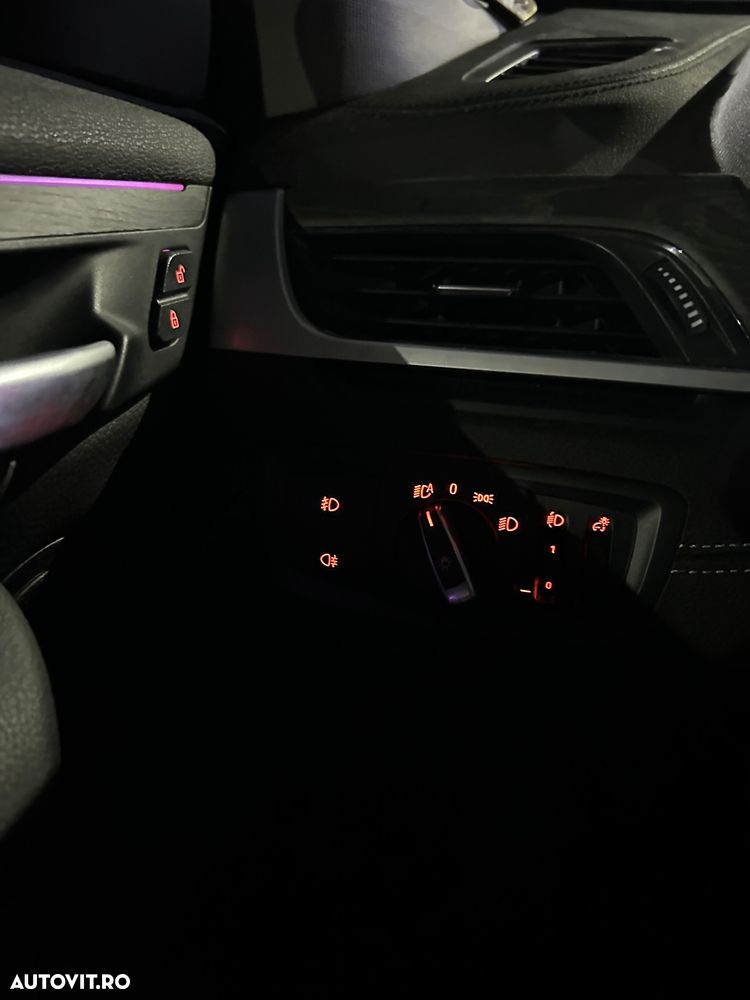 BMW X1 - 32