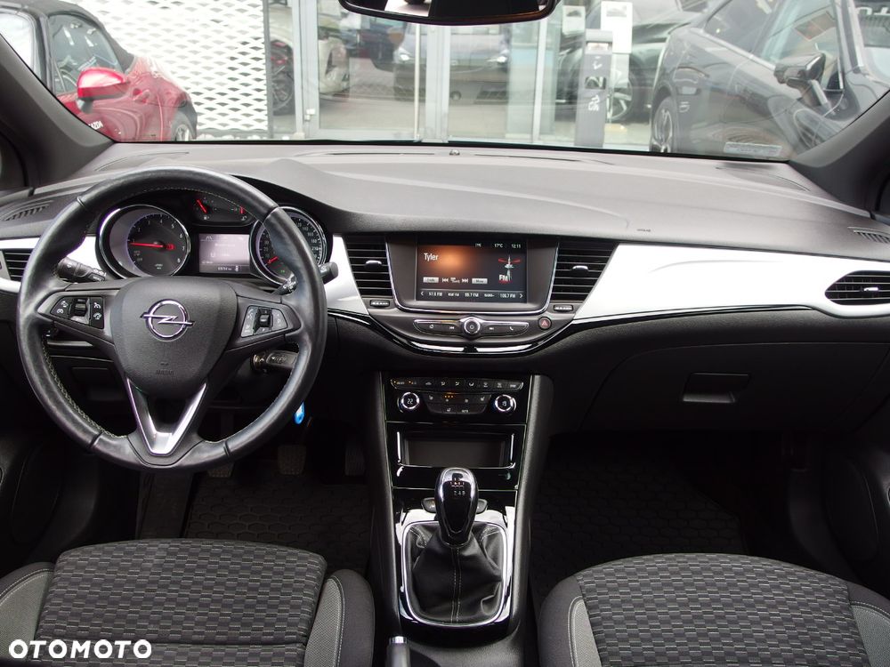 Opel Astra 1.2 T Edition S&S - 10