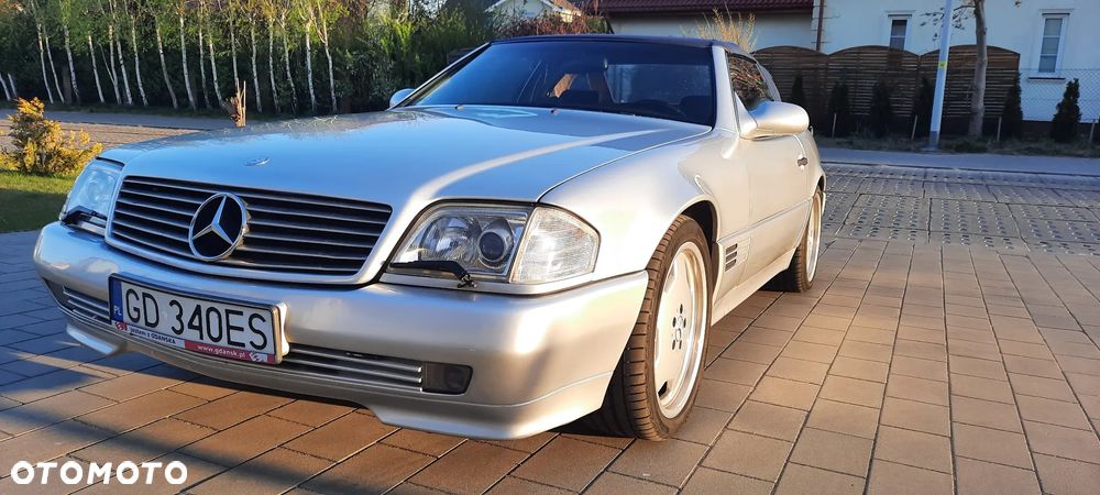 Mercedes-Benz SL - 24