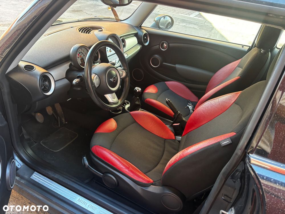 MINI ONE Standard - 5