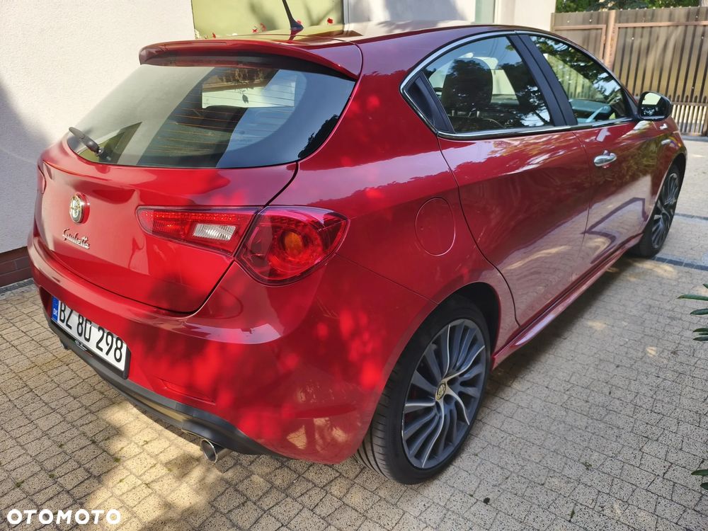 Alfa Romeo Giulietta 2.0 JTDM Distinctive - 2