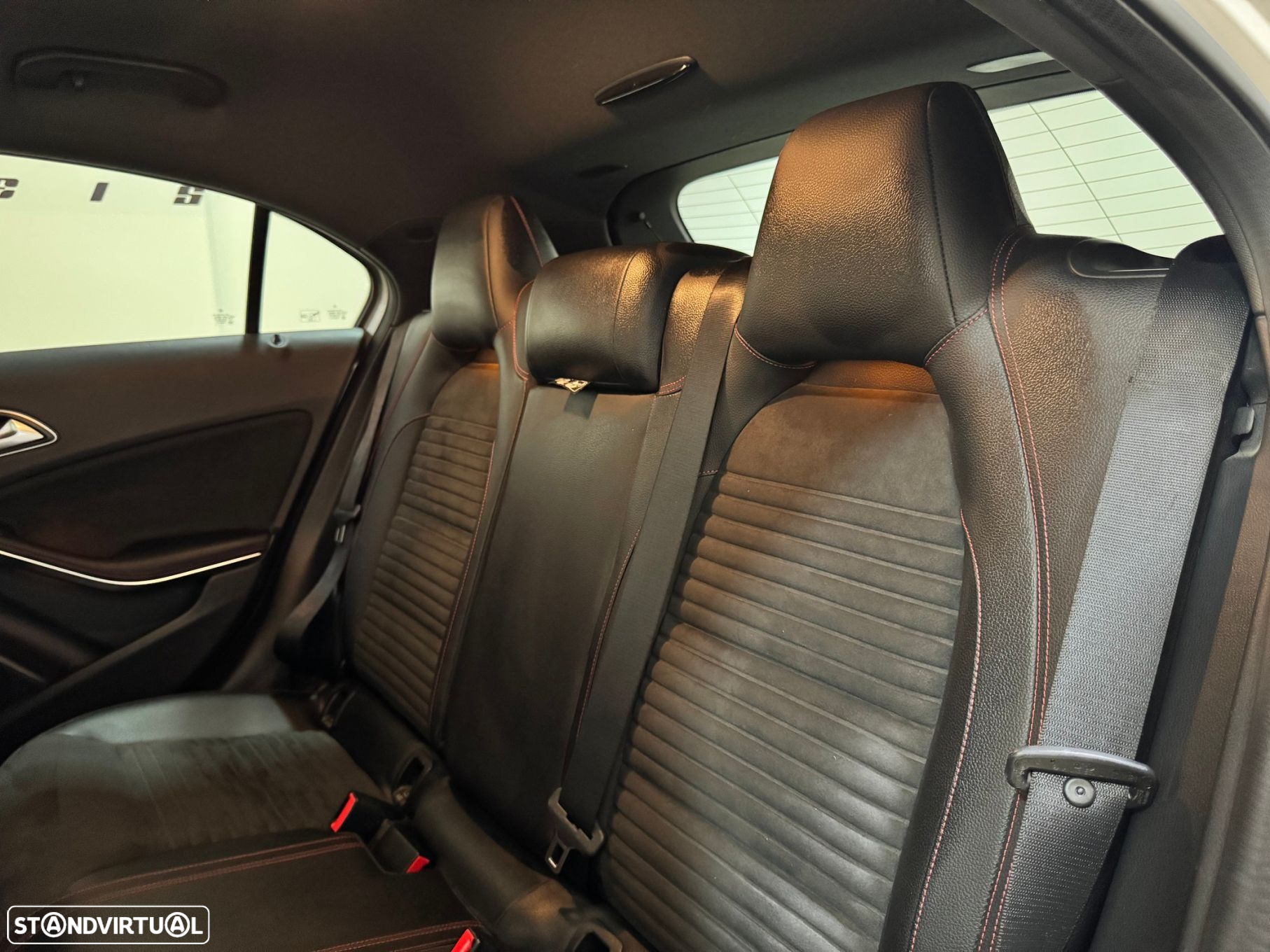 Mercedes-Benz A 180 d AMG Line Aut. - 33