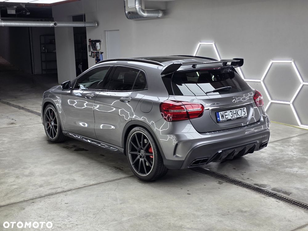 Mercedes-Benz GLA - 3