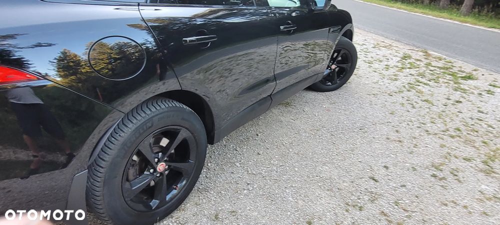 Jaguar F-Pace 2.0 i4D AWD Prestige - 4