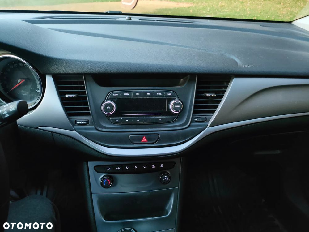 Opel Astra V 1.4 Enjoy - 7