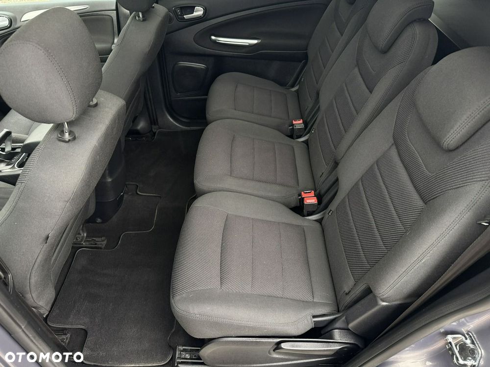 Ford S-Max 2.0 TDCi DPF Titanium - 19