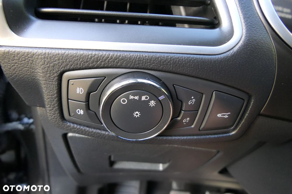 Ford S-Max 1.5 Eco Boost Start-Stopp Titanium - 30