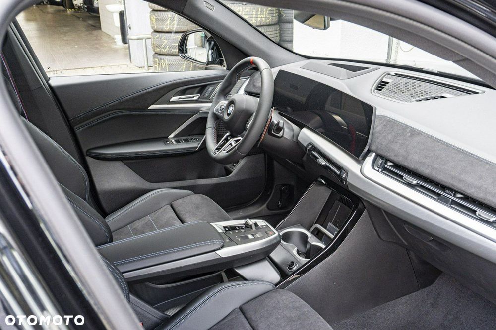 BMW X2 - 32