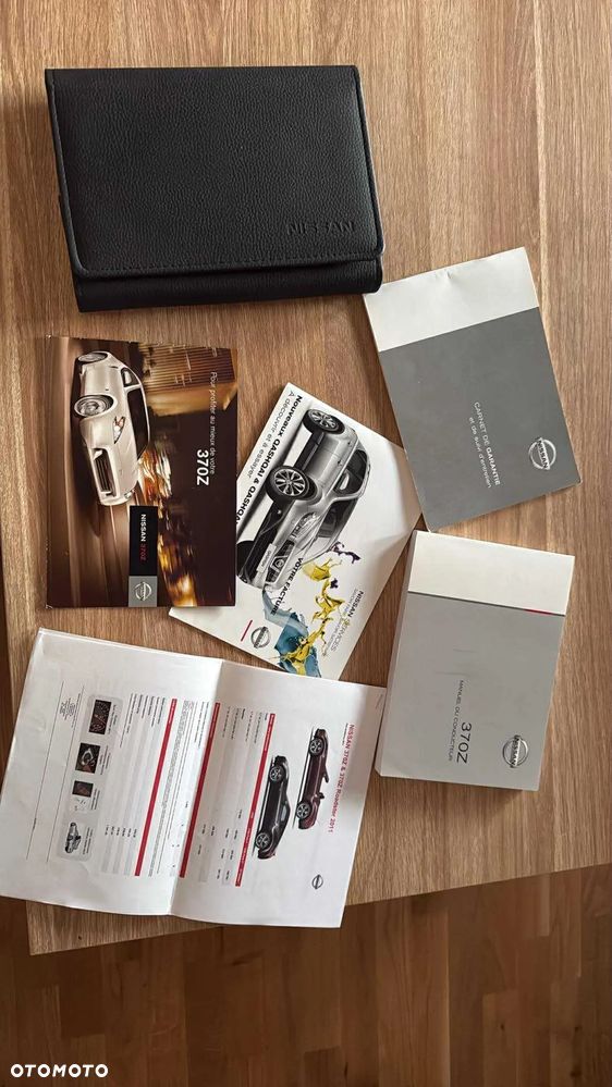 Nissan 370 Z - 24