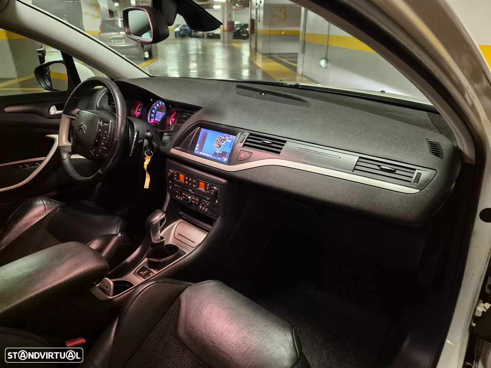 Citroën C5 Tourer 1.6 e-HDi Séduction Air.CMP6 - 40