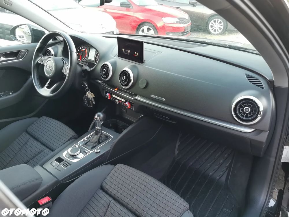 Audi A3 Sportback - 15