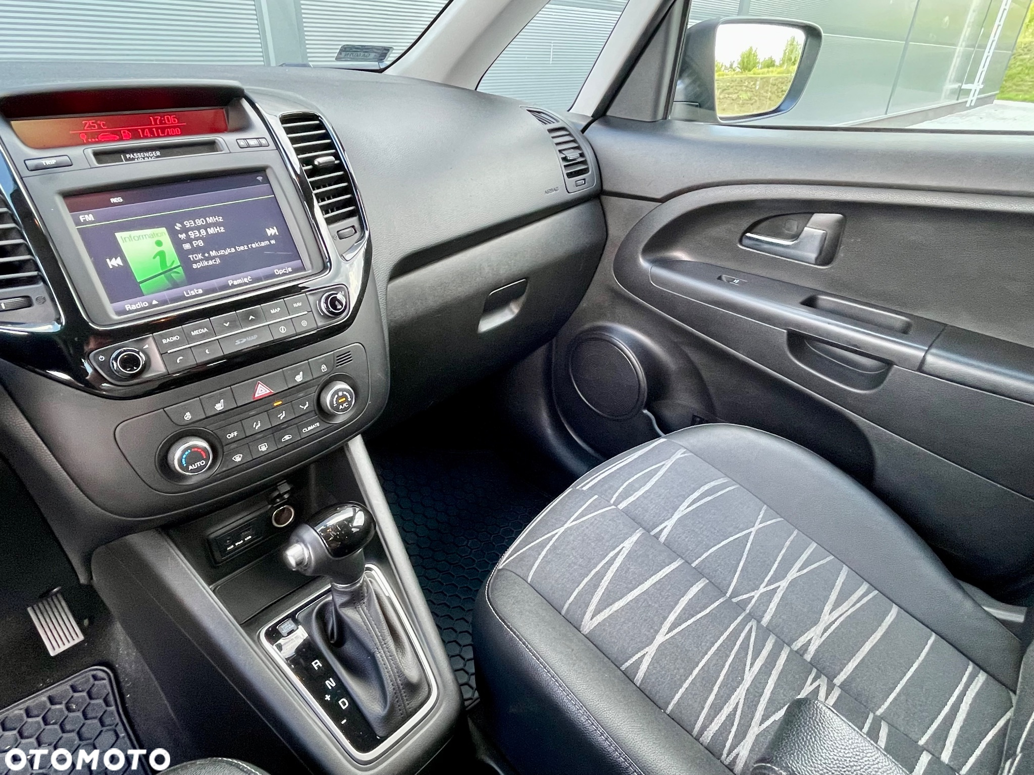 Kia Venga - 19
