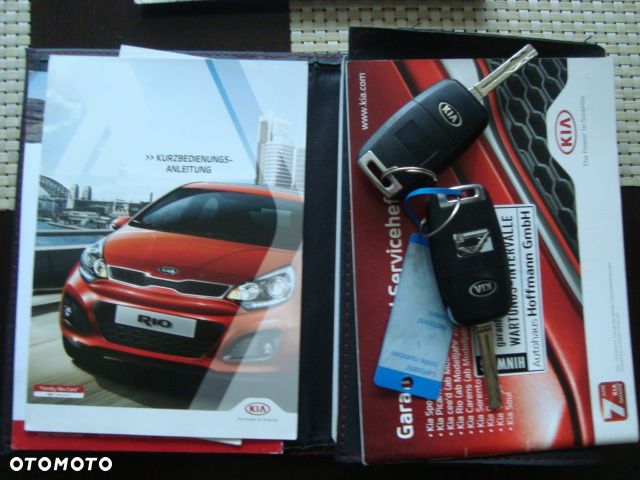 Kia Rio - 30