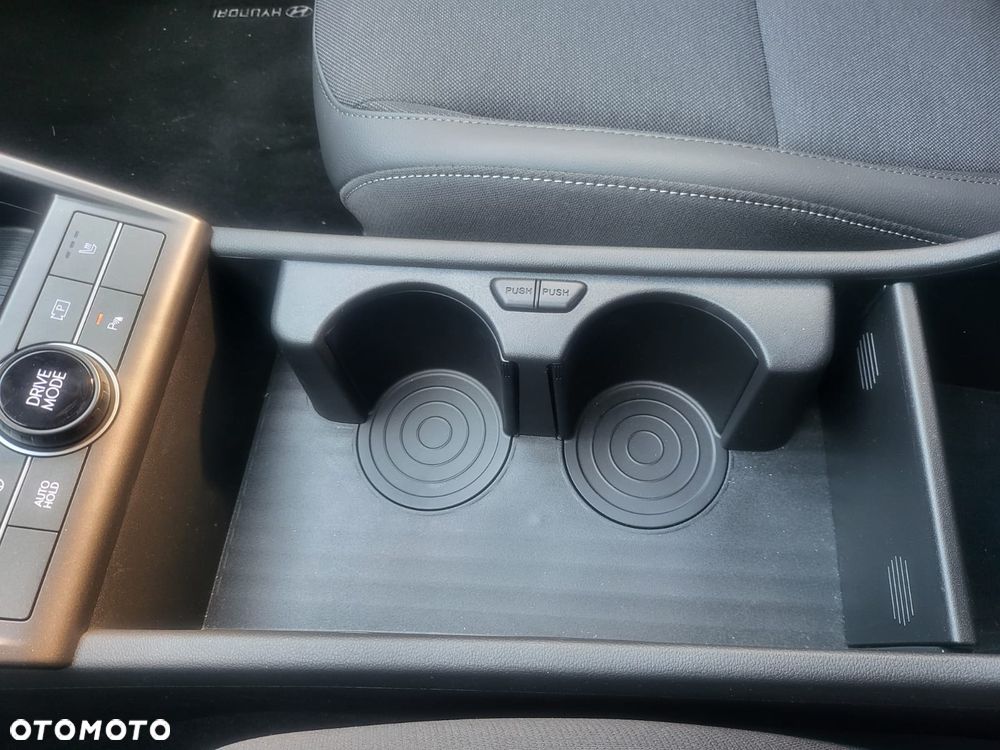 Hyundai Kona 1.6 GDI Hybrid Executive DCT - 28