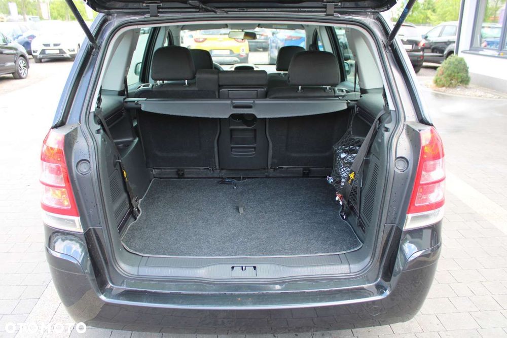 Opel Zafira - 14