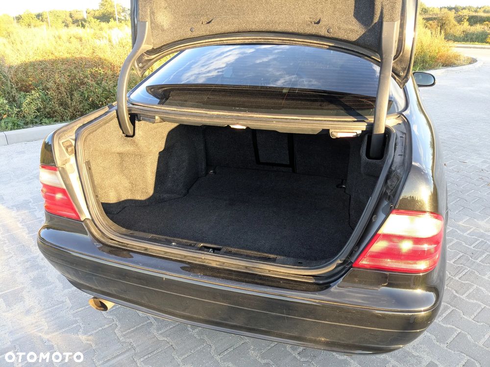 Mercedes-Benz CLK 200 Kompressor - 23