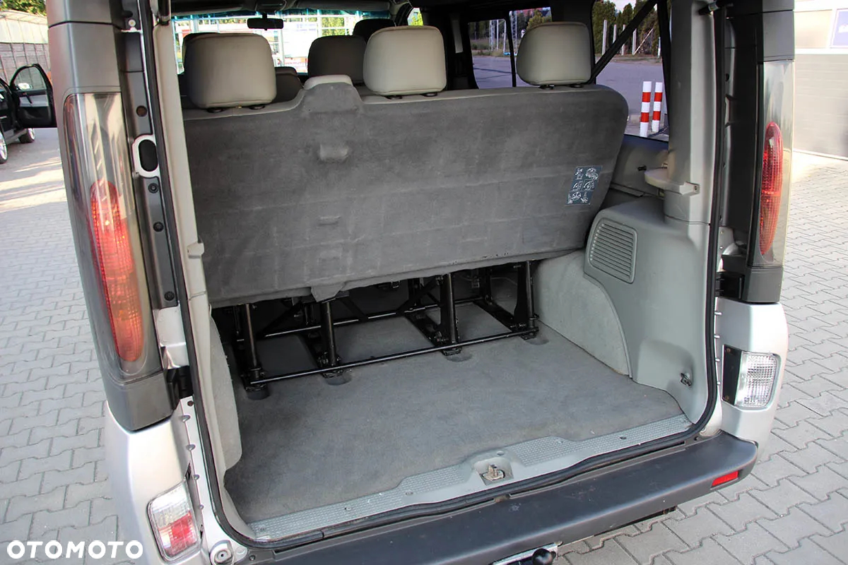 Opel Vivaro DTI Tour - 35