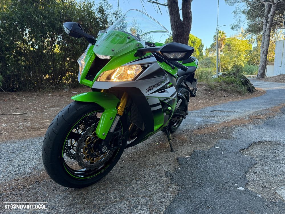 Kawasaki ZX 10 R Aniversario - 2