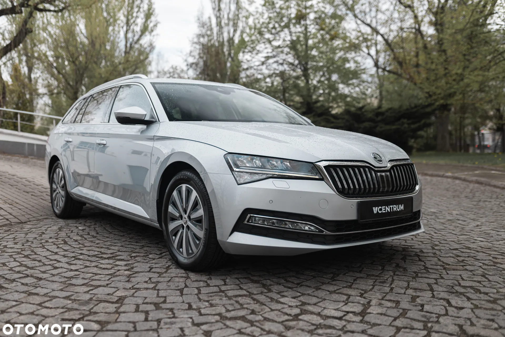 Skoda Superb 2.0 TDI SCR Style DSG - 8