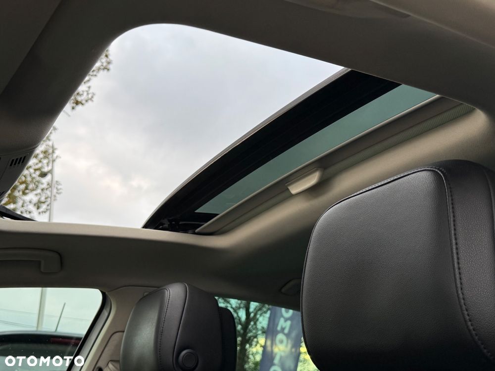 Volkswagen Passat 2.0 TDI 4Mot Elegance DSG - 13
