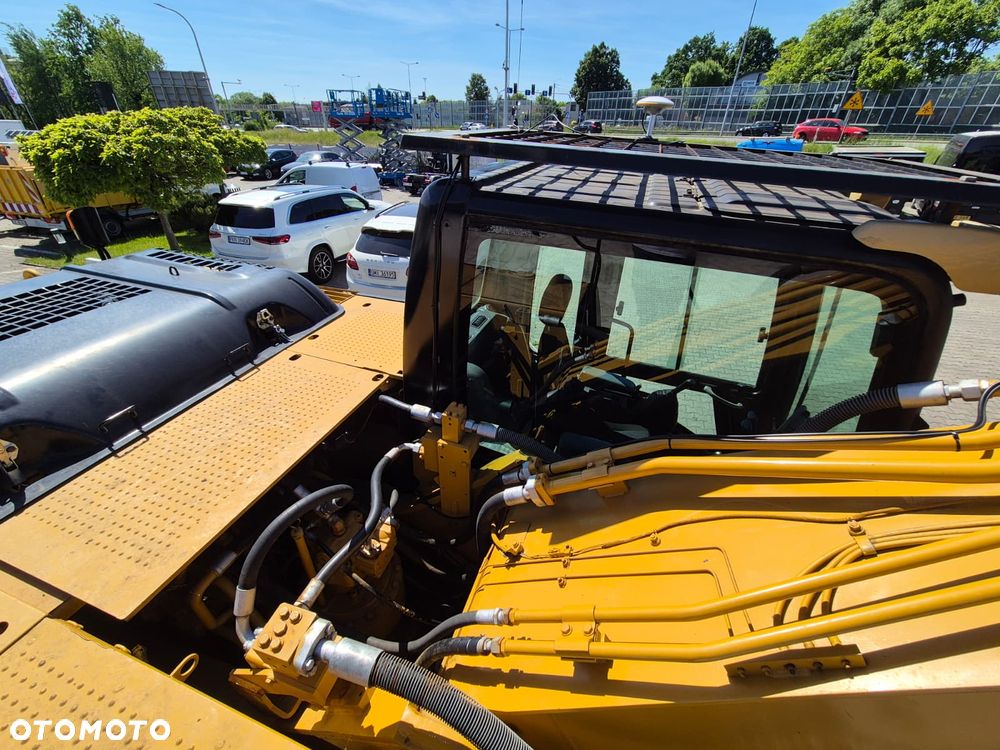 Caterpillar 330 D2L / KOPARKA GĄSIENICOWA / ODSWIEŻONA / 3 ŁYŻKI w ZESTAWIE + ZRYWAK / MOŻLIWOŚĆ TRANSPORTU EU / W PEŁNI SPRAWNA / KAMERY 360 / GPS - 31