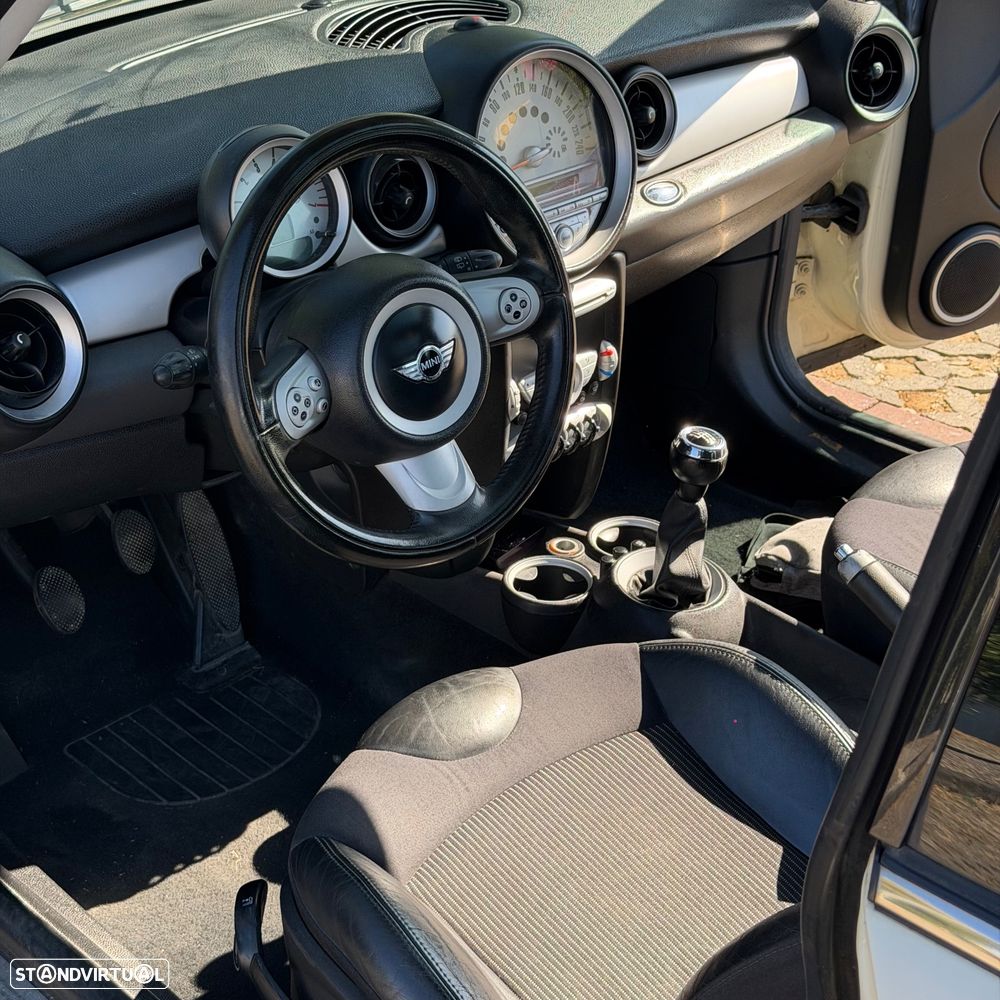 MINI 3 Portas Cooper D - 8