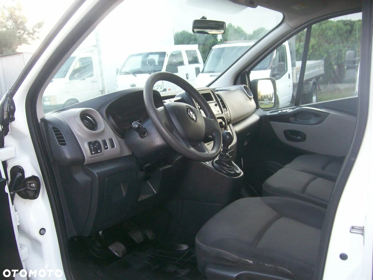 Renault Trafic - 6