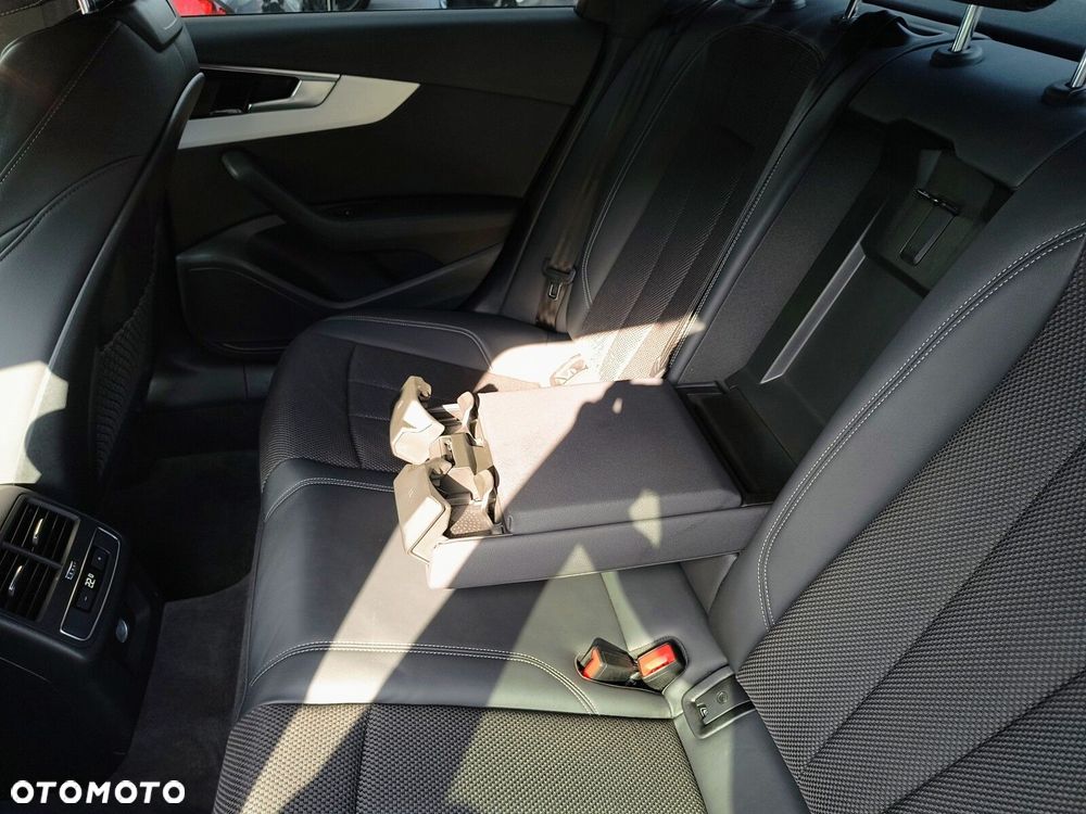 Audi A4 - 33