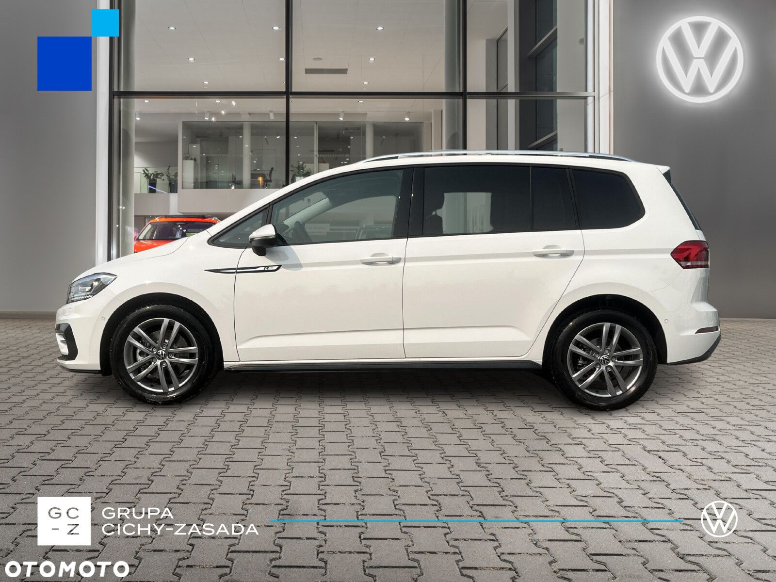Volkswagen Touran - 2
