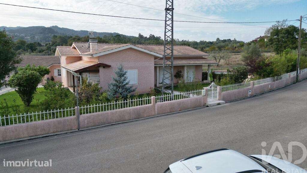 Casa / Villa T3 em Arrifana de 228,00 m2 - Grande imagem: 2/29