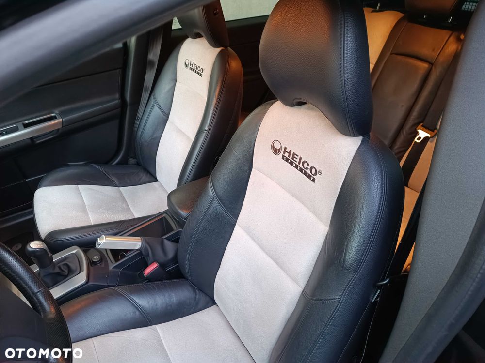 Volvo V50 - 4