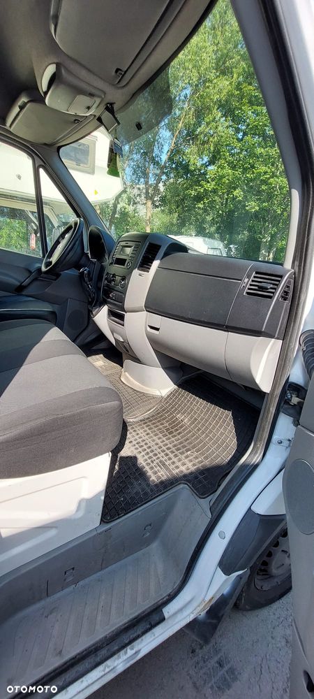 Volkswagen Crafter - 2