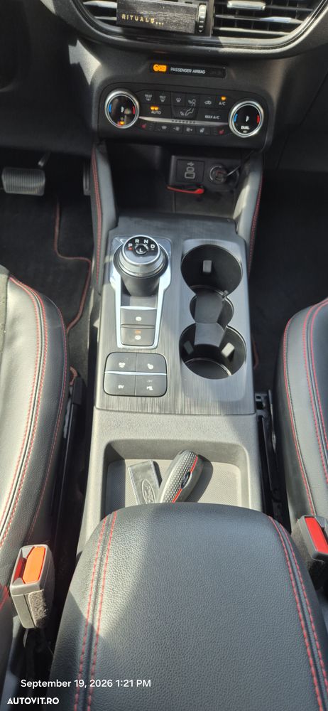 Ford Kuga - 9