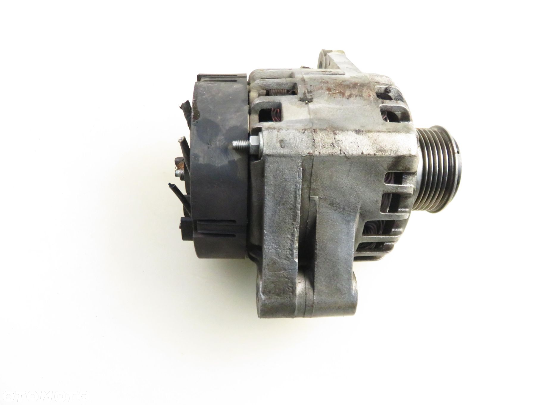 ALTERNATOR OPEL ZAFIRA B (A05) 1.9 CDTI 8V 120 - Z 19 DT - 3