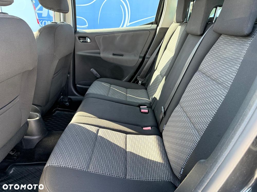 Peugeot 207 1.6 HDi - 12