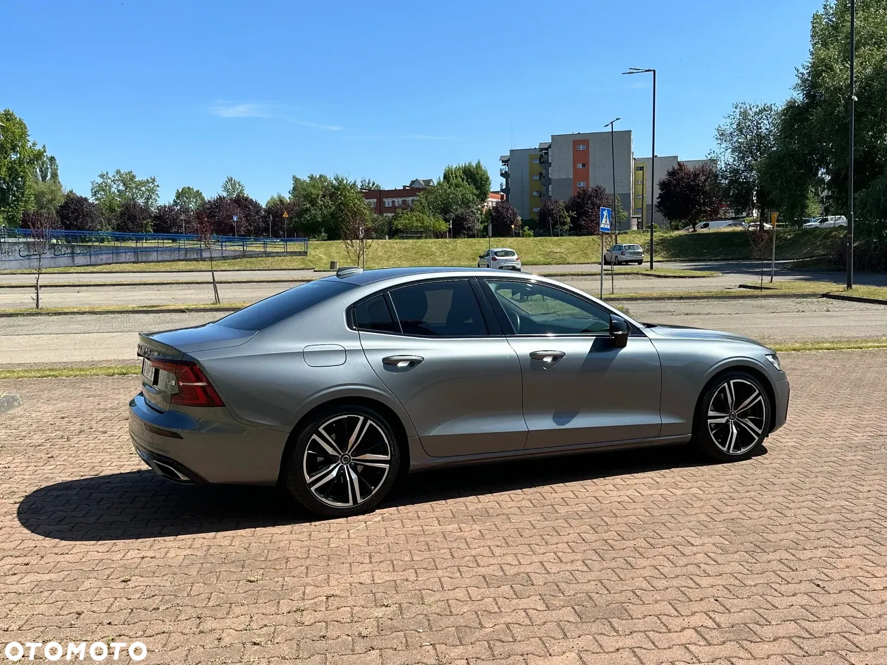 Volvo S60 T4 R-Design - 14