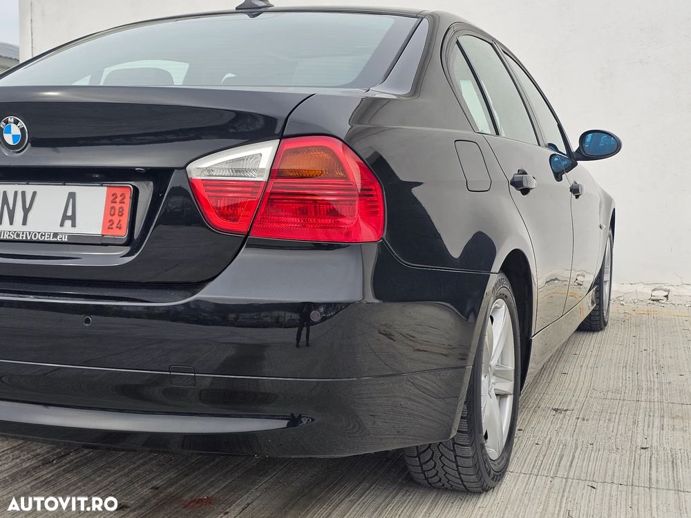 BMW Seria 3 320d DPF Aut. - 18