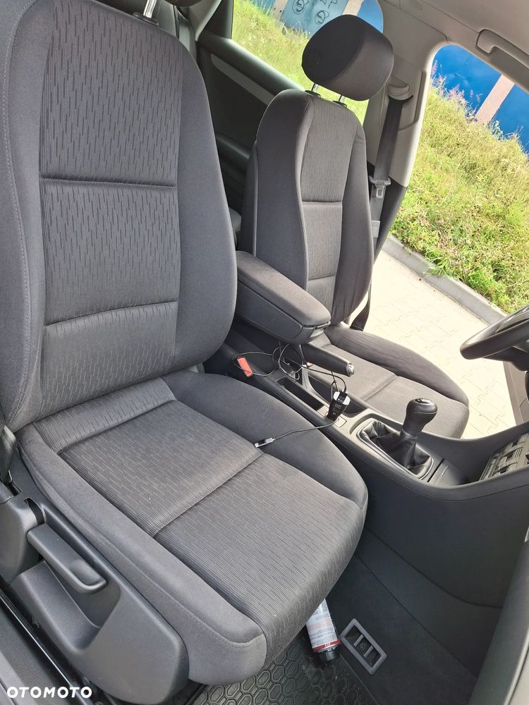 Audi A4 Avant 1.6 - 13