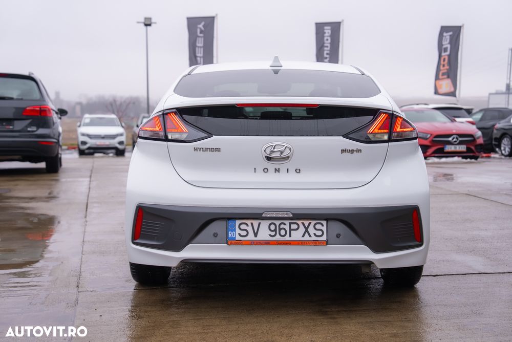 Hyundai IONIQ - 6