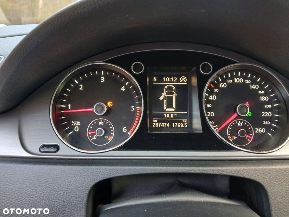 Volkswagen Passat 2.0 TDI DSG Highline - 5