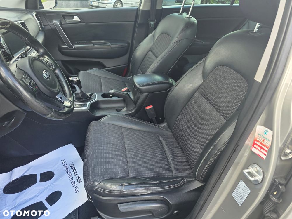 Kia Sportage 1.7 CRDI 2WD ISG Vision - 17