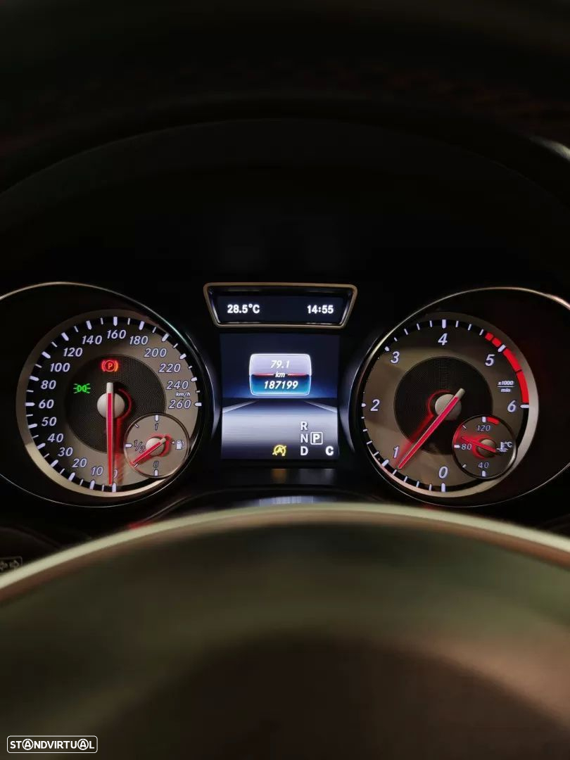 Mercedes-Benz CLA 220 Shooting Brake (CDI) d 7G-DCT AMG Line - 10