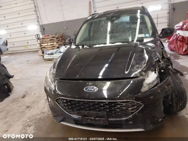 Ford Escape 1.5 EcoBoost AWD SE - 13