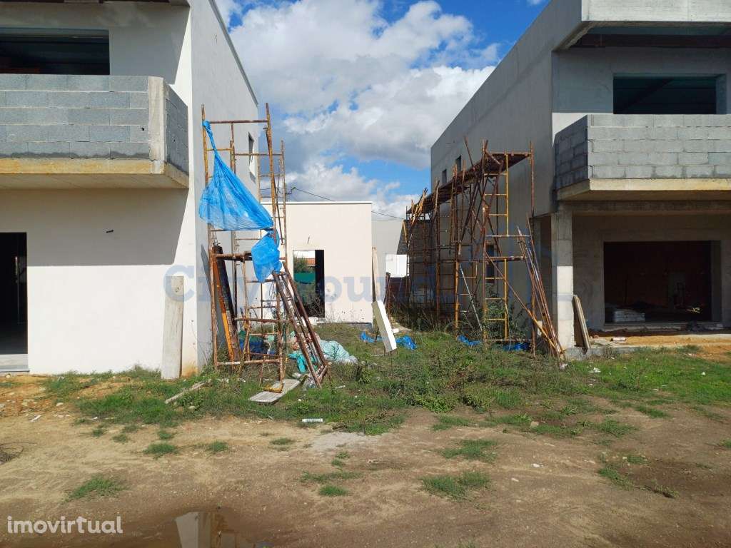 Moradia V4 Contemporânea, a 2 Minutos do Mosteiro da Batalha - Grande imagem: 4/24