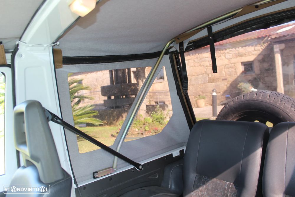 Suzuki Samurai 1.3 JHT - 24