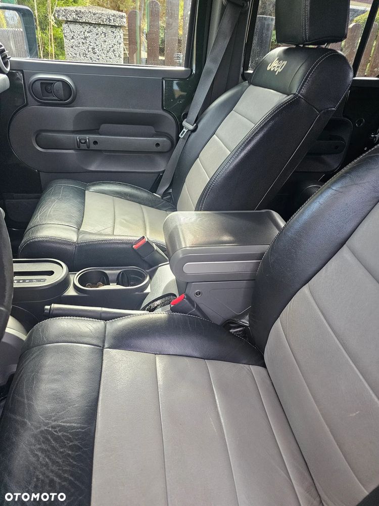 Jeep Wrangler Unlimited 2.8 CRD Sahara - 14